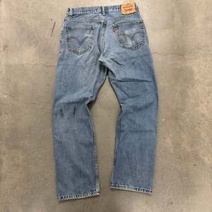 Vintage Levi’s 505 Regular Fit Blue Jeans W34 L32 Straight Leg